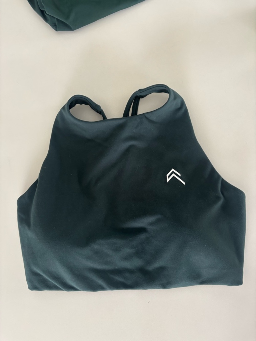 EasyLift™ High Neck Sports Bra with White Logo - Picture 3 of 4